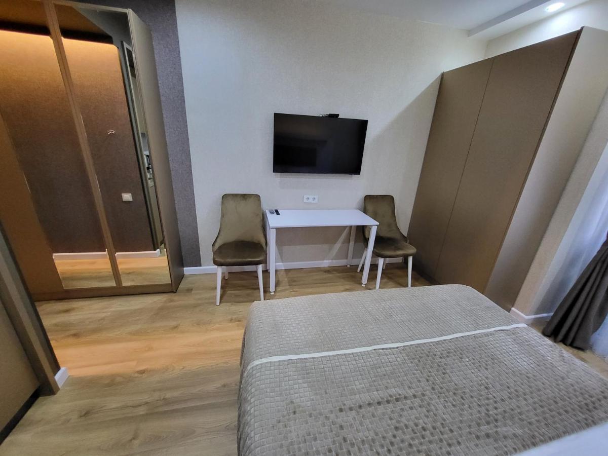 Holiday Apartments Μπατούμι Εξωτερικό φωτογραφία